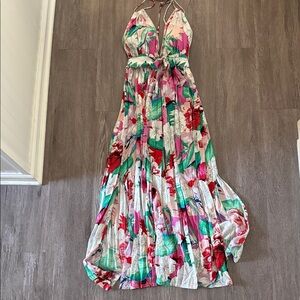 Vibrant Halter Floral Maxi Dress -New with tags Size medium